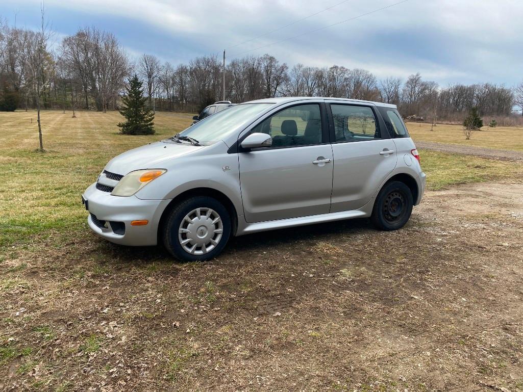 2006 Scion XA Passenger Car