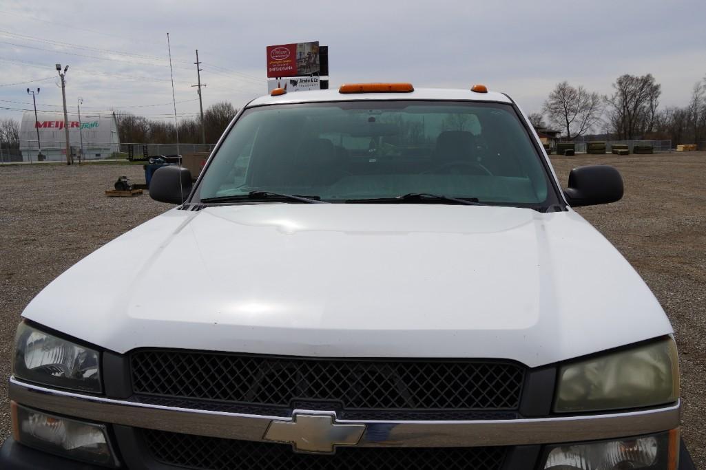 2004 Chevrolet Silverado Pickup Truck