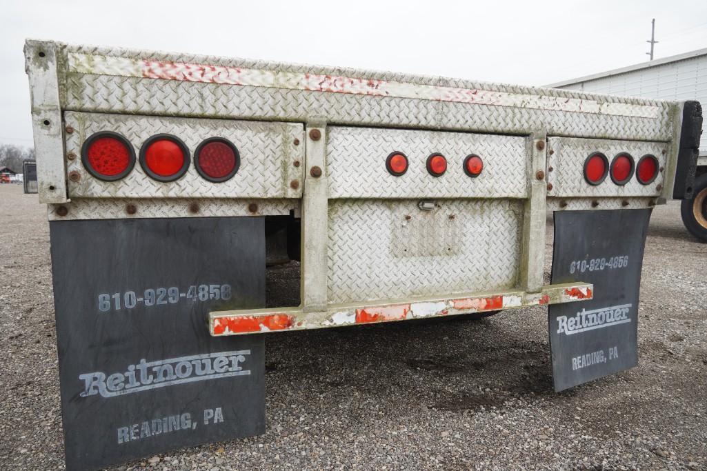 1992 Reitnouer Flatbed Trailer