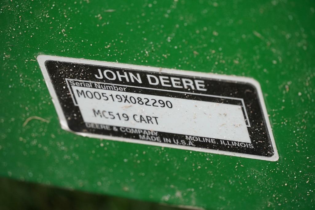 John Deere 425 Tractor w/ MC519 Material Collection Cart