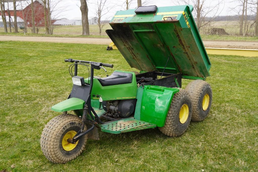 John Deere AMT 600 ATV