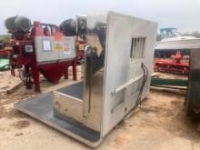 Truck Box with Hydraulic Tank