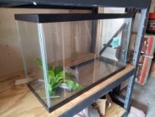 LARGE 30" x 19" x 12" GLASS AQUARIUM