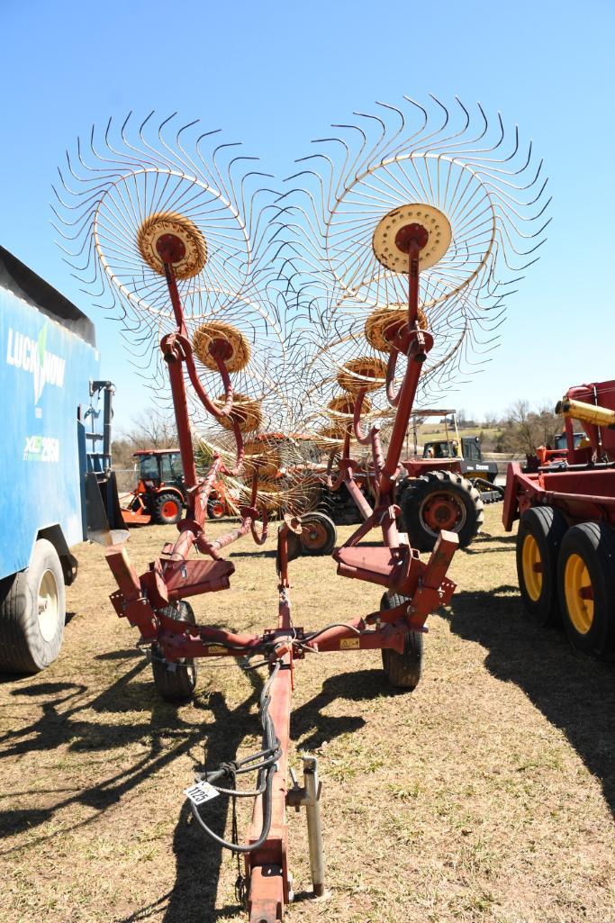 LELY 10 WHEEL HAY RAKE