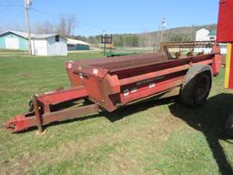 INTERNATIONAL 550 MANURE SPREADER DUAL BEATER