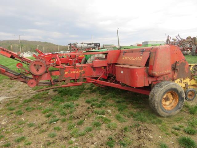 NEW HOLLAND 282 SQUARE BALER