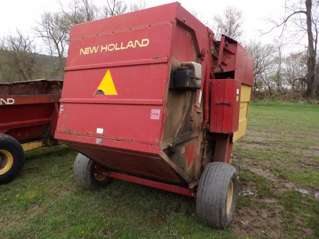 New Holland 853 Round Baler, Has Control Box