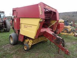 New Holland 853 Round Baler, Has Control Box