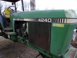 John Deere 4240 Tractor, 4 Post Rops, Quad Range, Good 18.4-38 Tires, 2 Set