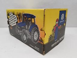 ERTL New Holland 8260 Tractor Toy Farmer