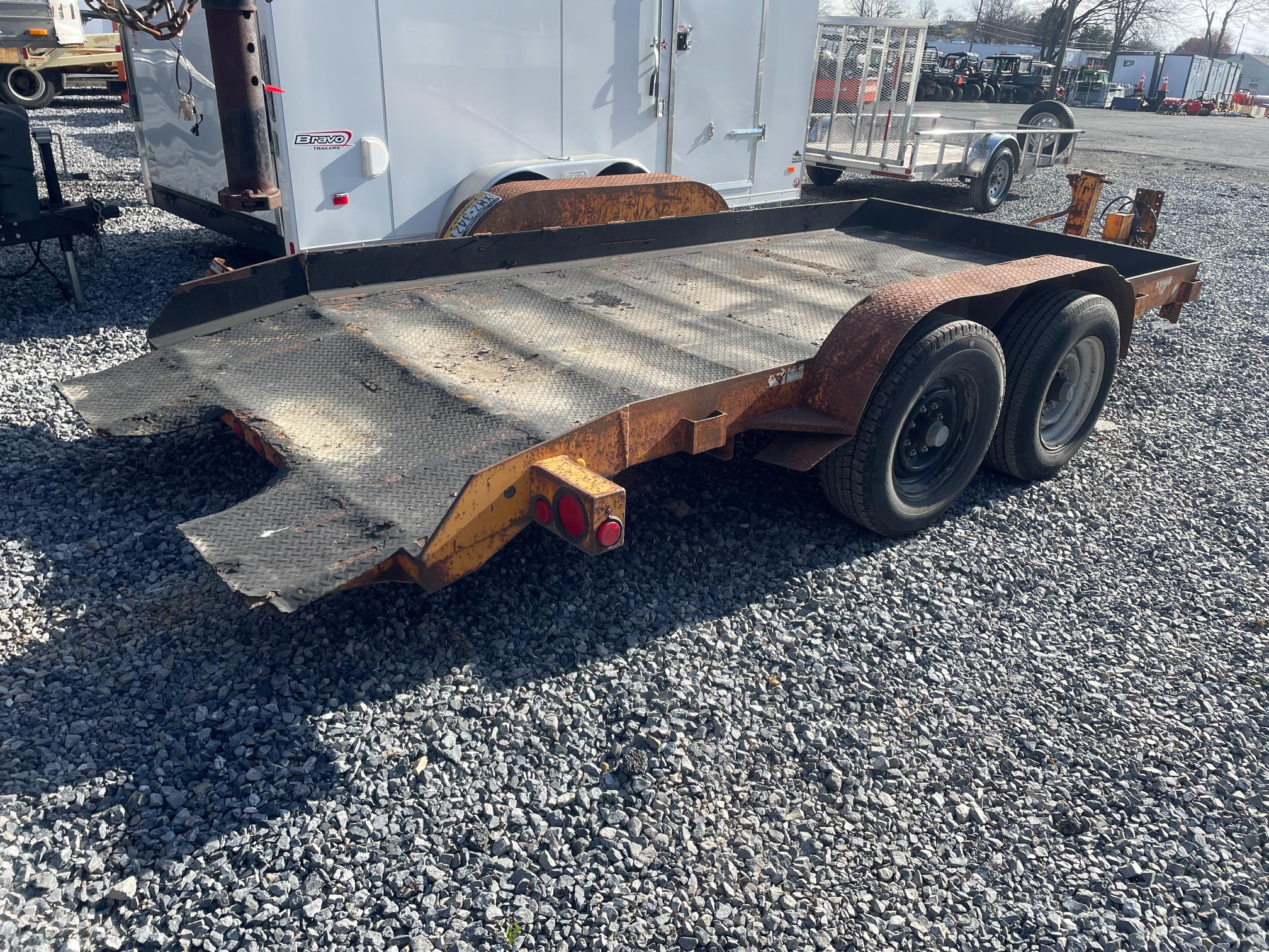 2004 Butler 14' Tilt Trailer