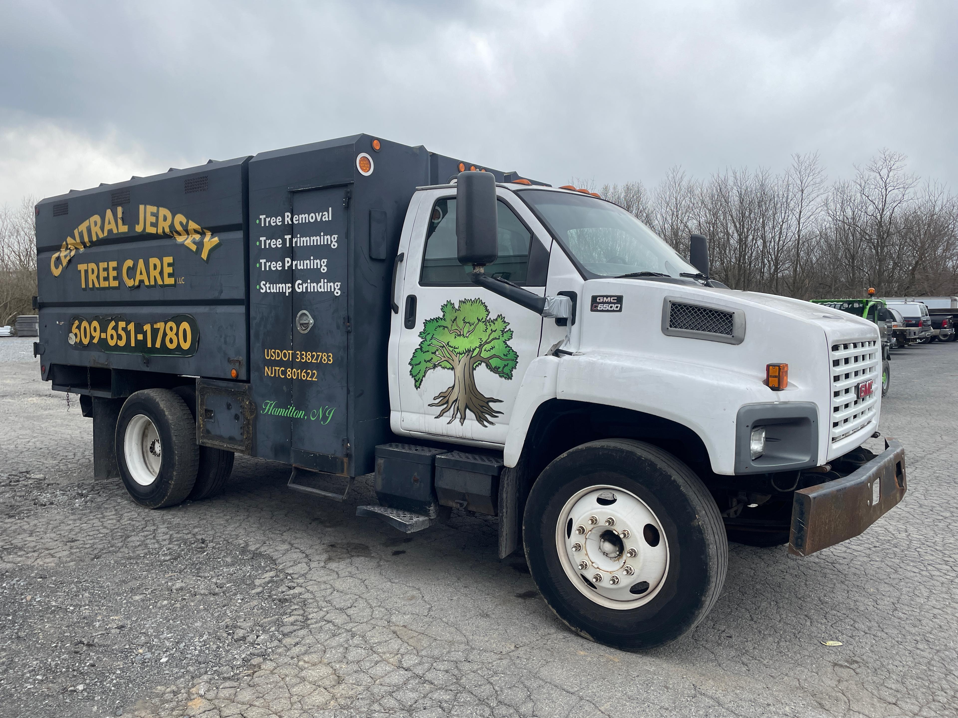 2008 GMC C6500 Diesel Chip Truck