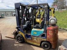 Komatsu LP Forklift