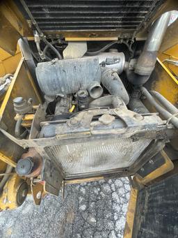 John Deere 317 Skid Loader