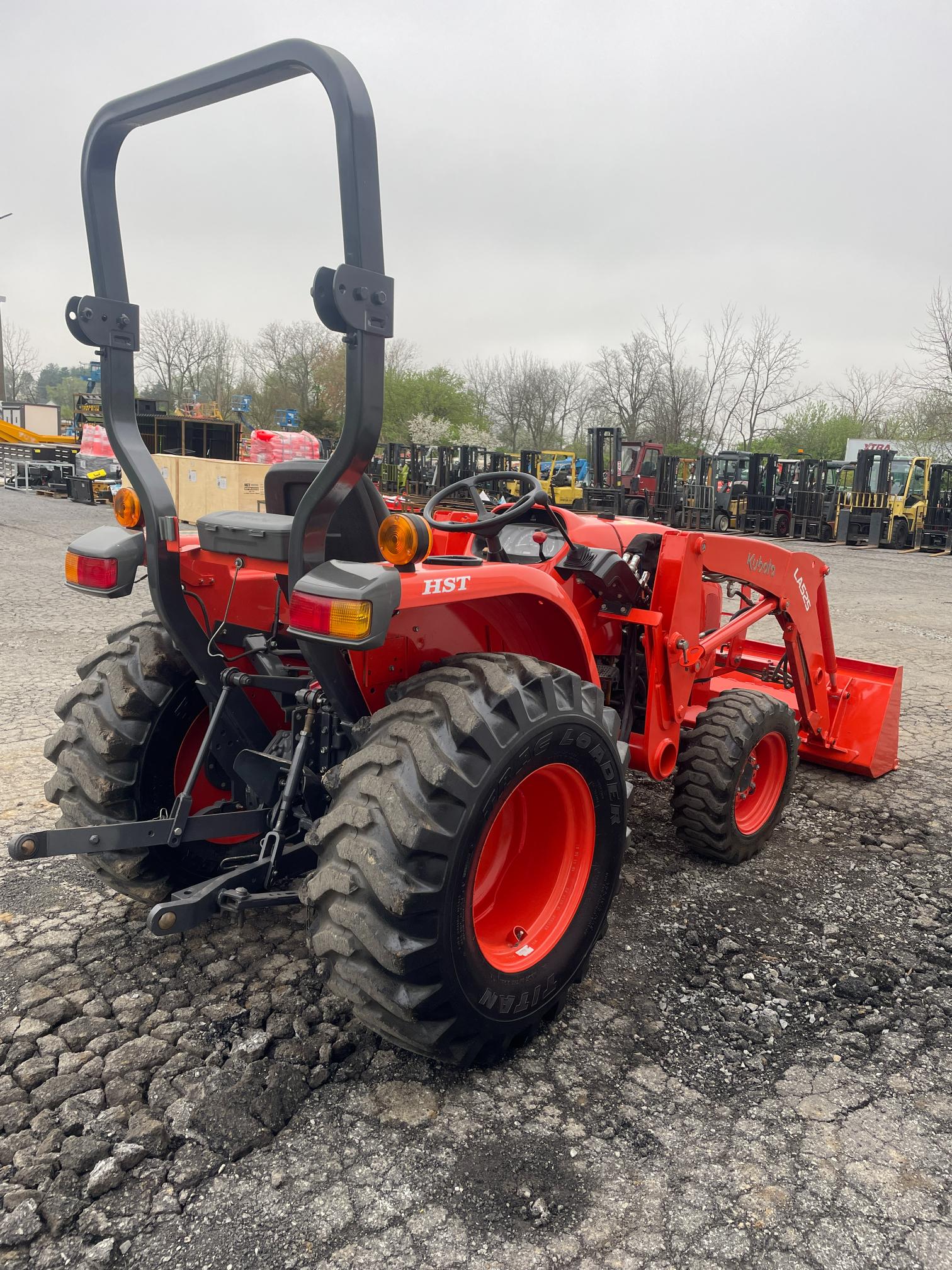 2016 Kubota L3301 4X4 Tractor W/ Front End Loader