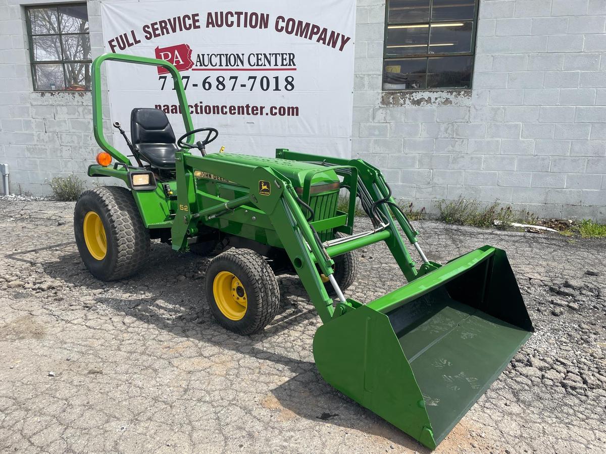 John Deere 855 Hydrostatic 4X4 Tractor W/ Loader