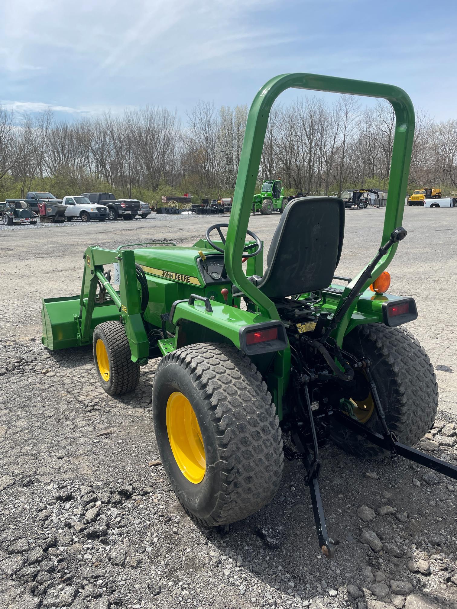 John Deere 855 Hydrostatic 4X4 Tractor W/ Loader