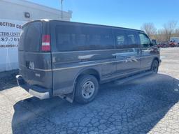 2005 GMC Savannah 3500 15 Passenger Van