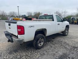 2013 Chevy 2500 4X4 Pick Up Truck