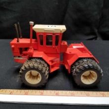 1/32nd Scale ALLIS CHALMERS "AC 440" TRACTOR CAB 4WD DUALS