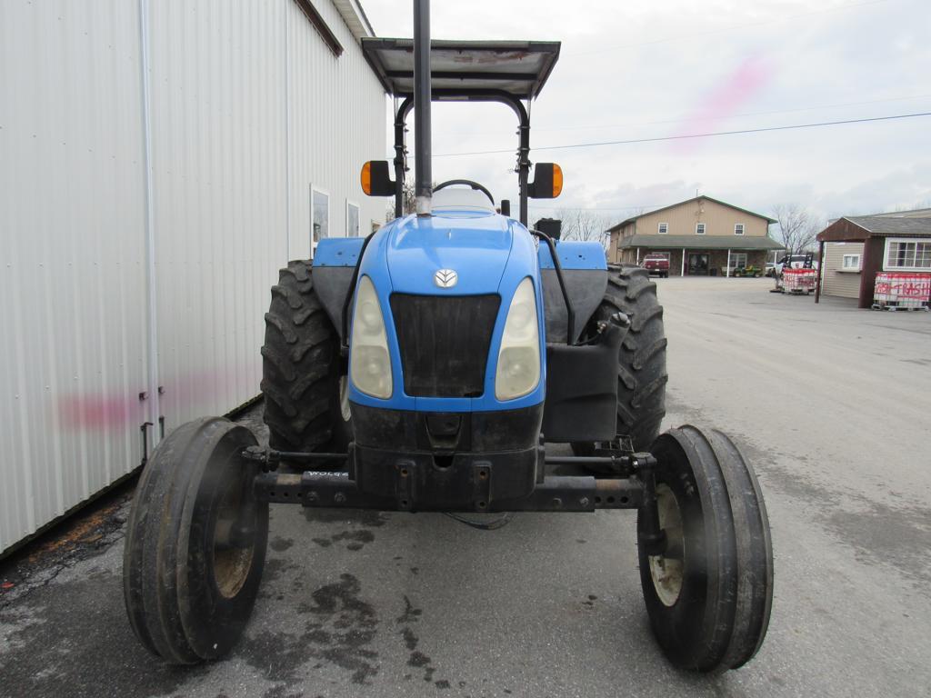 NH T5050 Tractor, 2WD, ROPS