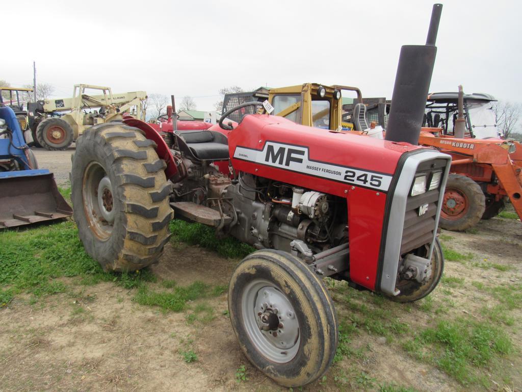 Massey Ferguson 245 Dsl Tractor, 2WD