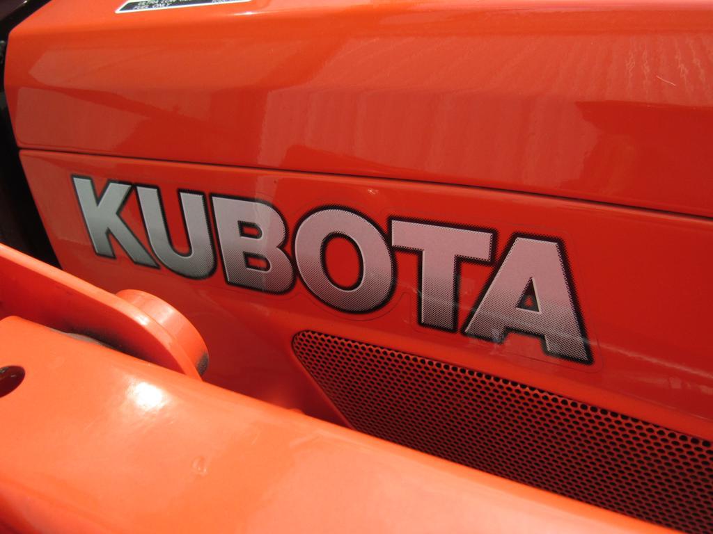 Kubota B3350 Cab Tractor w/LA534 Loader