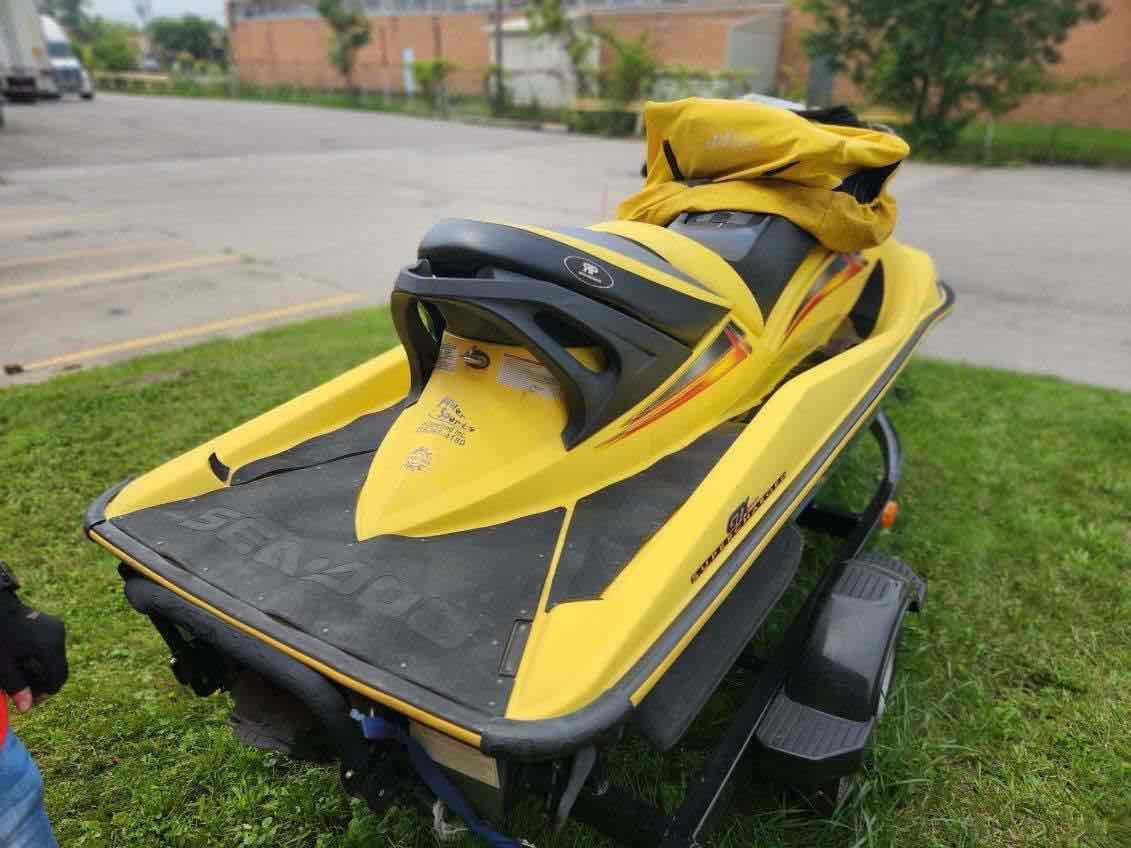 2004 Seadoo GTX4-TRC Wave Runner