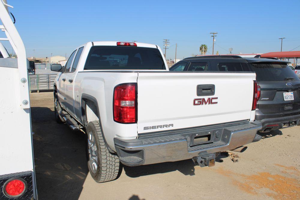 2015 GMC 2500 Gas