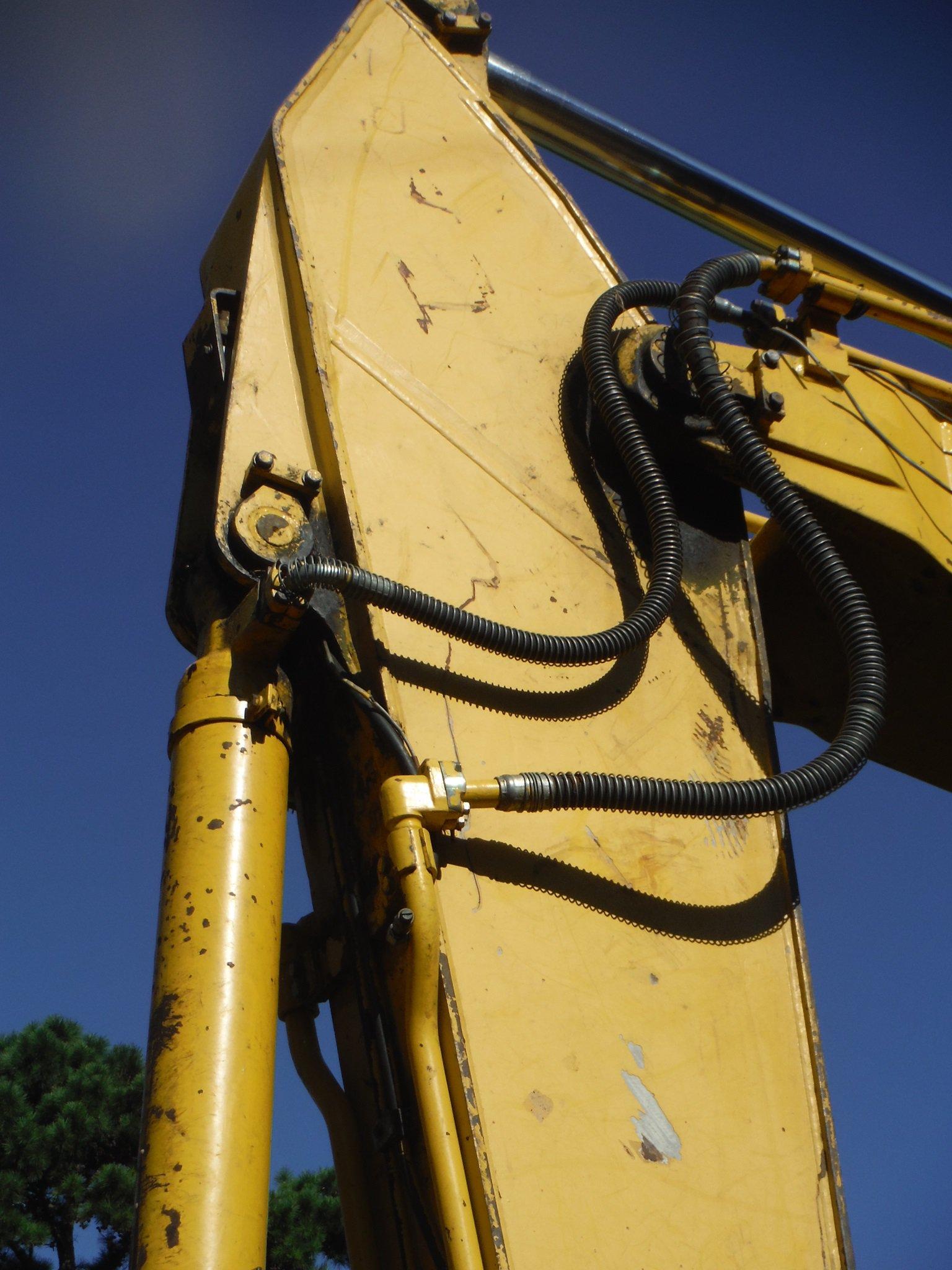 1998 Komatsu PC200 LC-6LC Excavator.