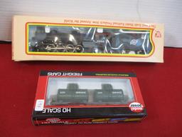 IHC Chicago Northwestern HO Scale Engine and Tender Plus Bonus Citi Service Freight Car