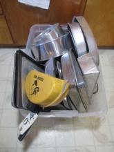 Mixed Bakeware Lot