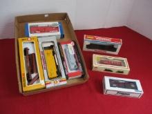 HO Scale Mixed Model Railroading Cars in Boxes-Lot of 7