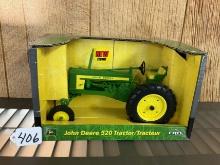 JD 520 Tractor