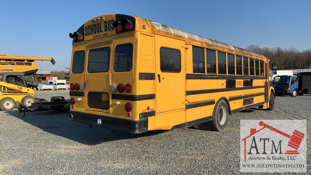 2004 Freightliner School Bus