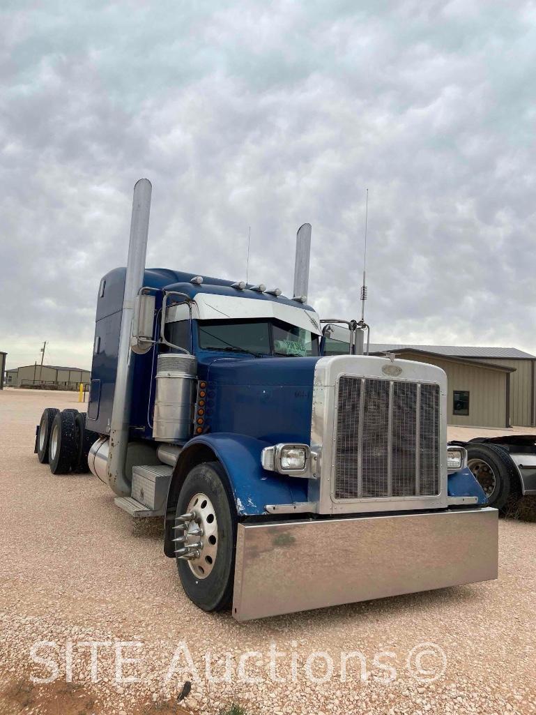 2005 Peterbilt 379 T/A Sleeper Truck Tractor