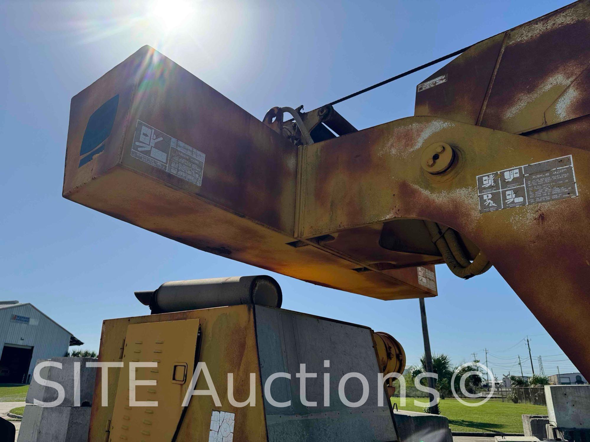 Grove RT58B Rough Terrain Crane