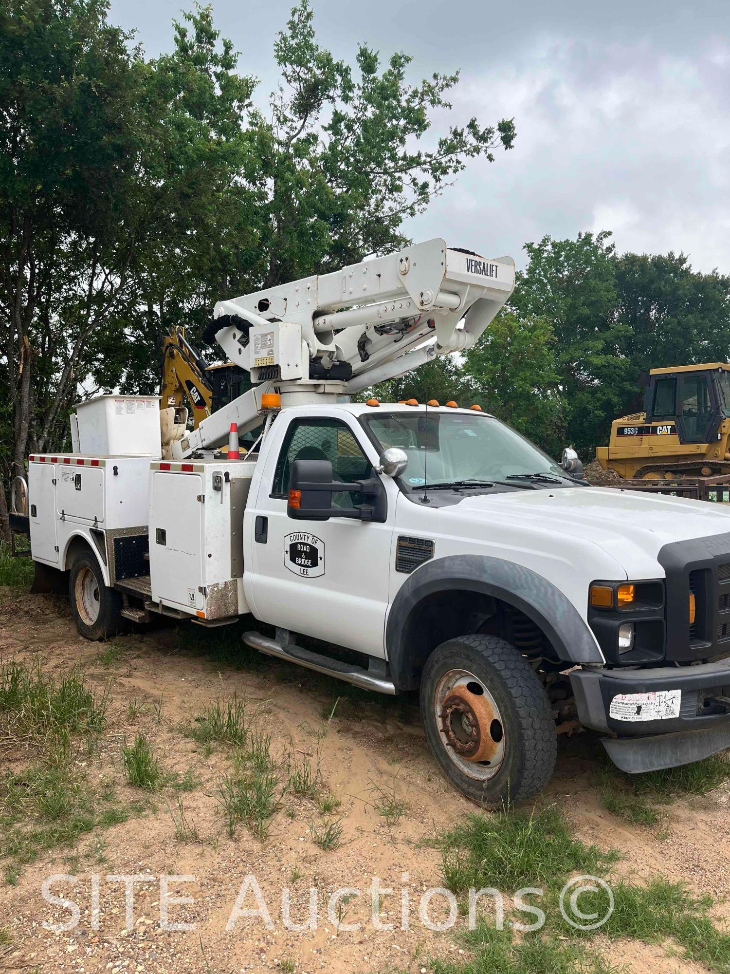 2009 Ford F550 SD Bucket Truck