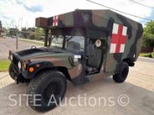 2001 USMC 4x4 Military Ambulance