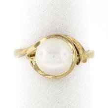 Classic Vintage 18K Yellow Gold 8mm Round White Pearl Solitaire Open Work Ring