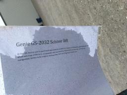 Genie GS-2032 scissor lift