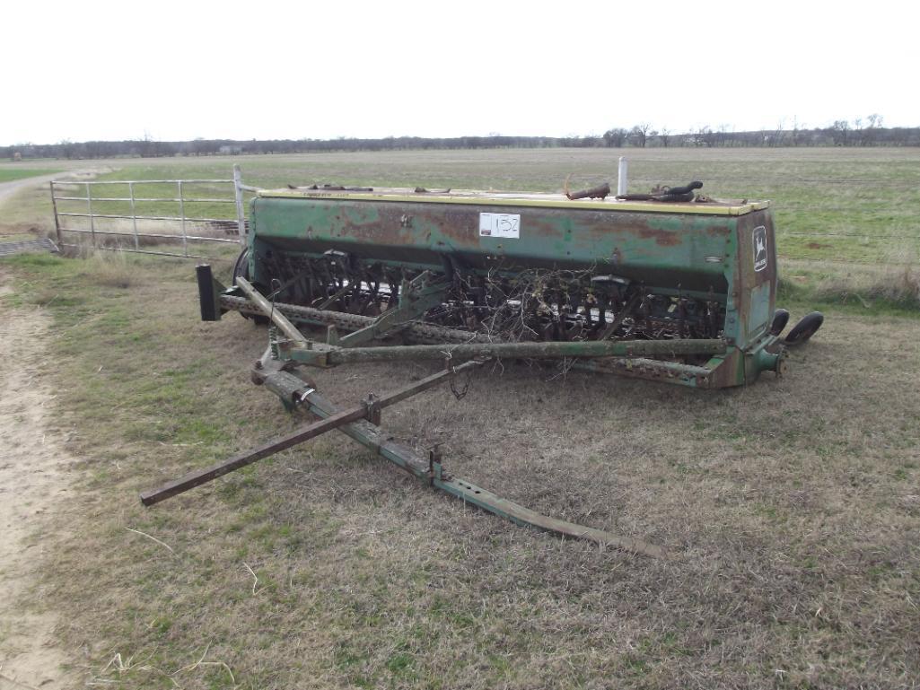 JOHN DEERE 8300 GRAIN DRILL (PARTS ONLY)