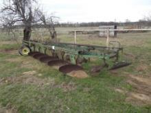 JOHN DEERE SEMI MOUNT 6 BOTTOM PLOW