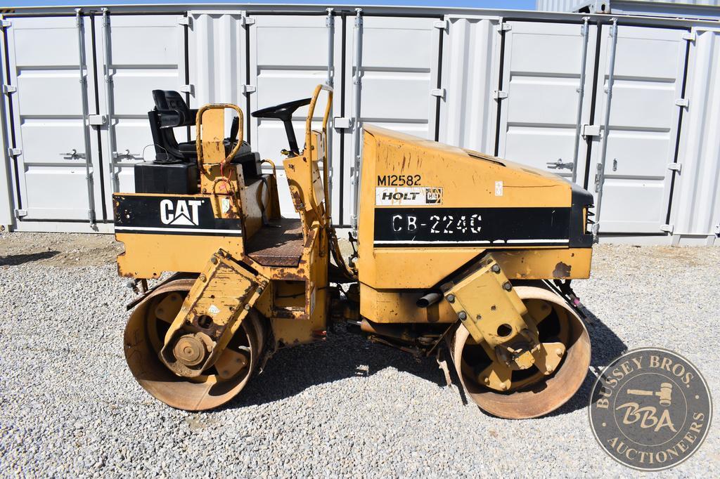 1999 CATERPILLAR CB-224C 25943