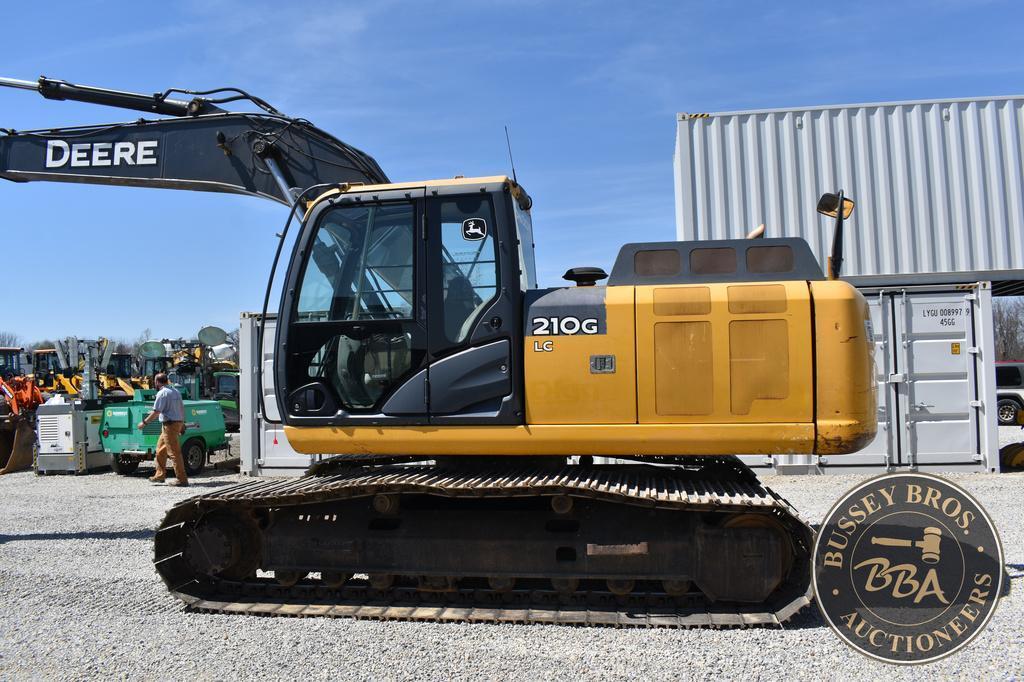 2012 DEERE 210G LC 25928