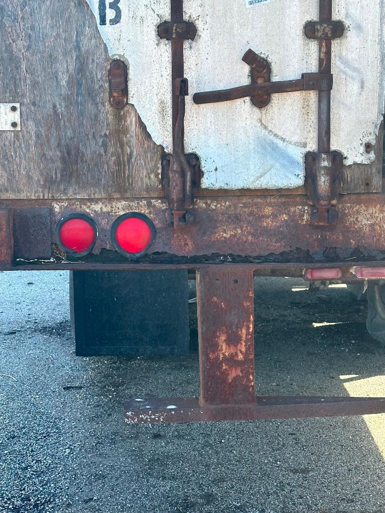 Gindy 1973 48 ft. long Van Trailer, Wood Floor