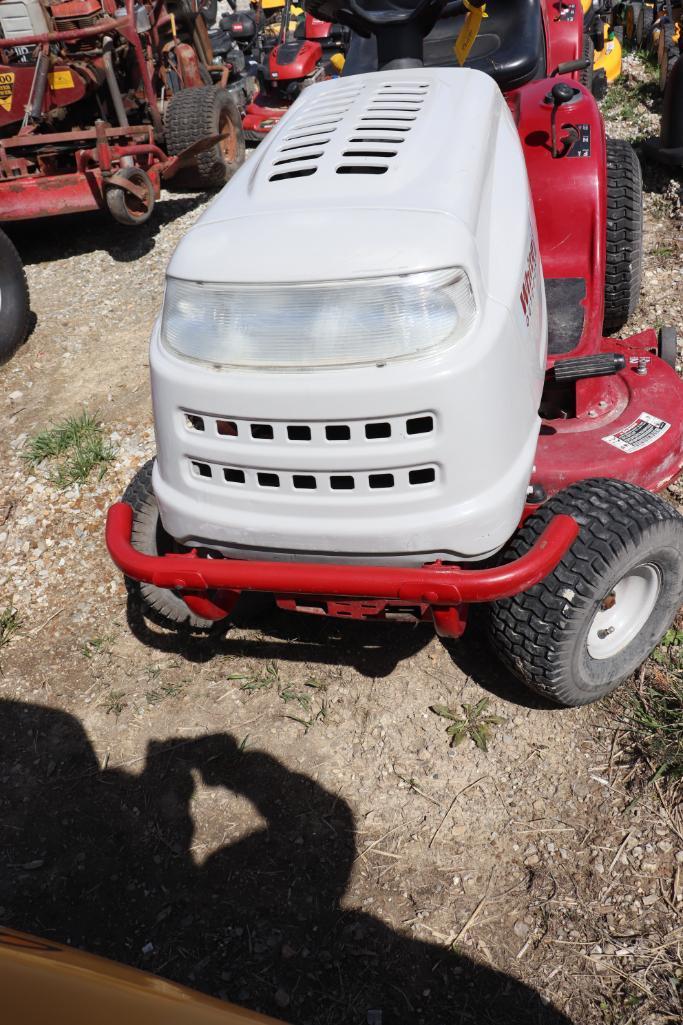 White LT542G Riding Mower