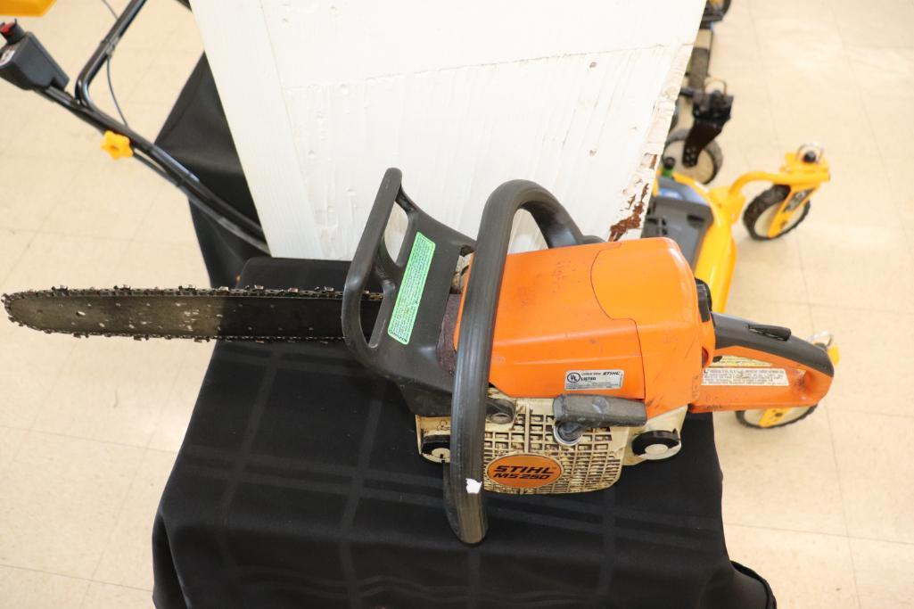 Stihl MS 250 Gas Powered Chainsaw