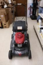 Honda HRX 217 Self Propelled Lawn Mower