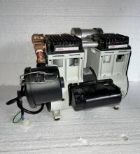 Welch Ilmvac 2585B-01-Z03 Dry Vacuum Diaphragm Pump Oil-Free 1/3HP 250W